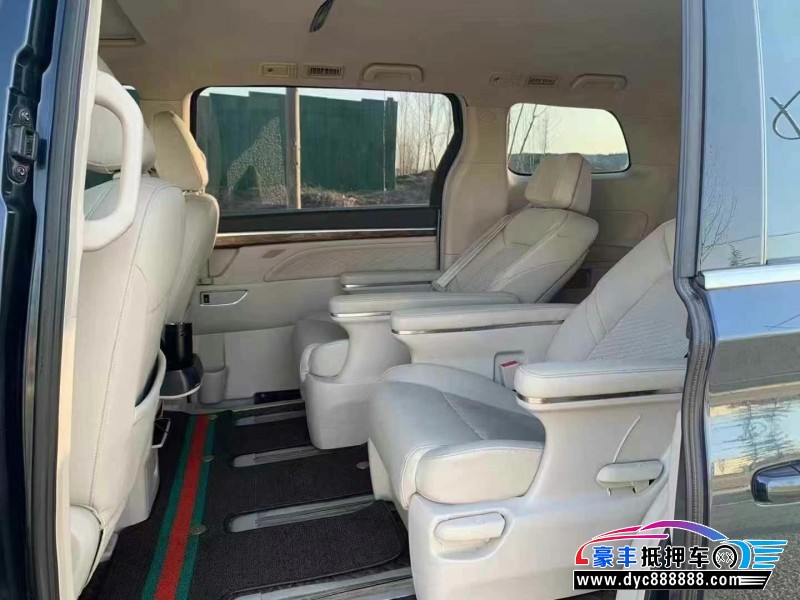 18年传祺M8轿车抵押车出售