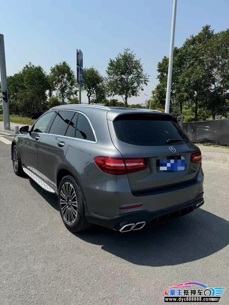 19年奔驰GLC轿车抵押车出售