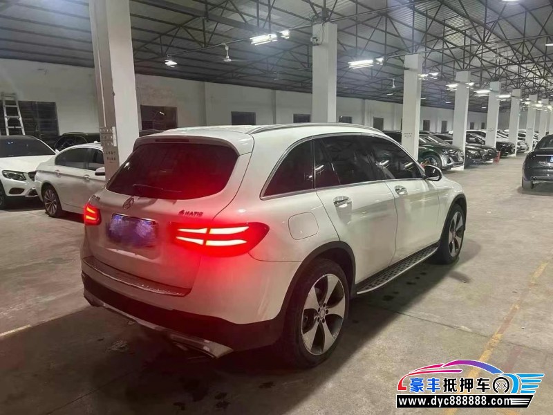 16年奔驰GLC轿车抵押车出售