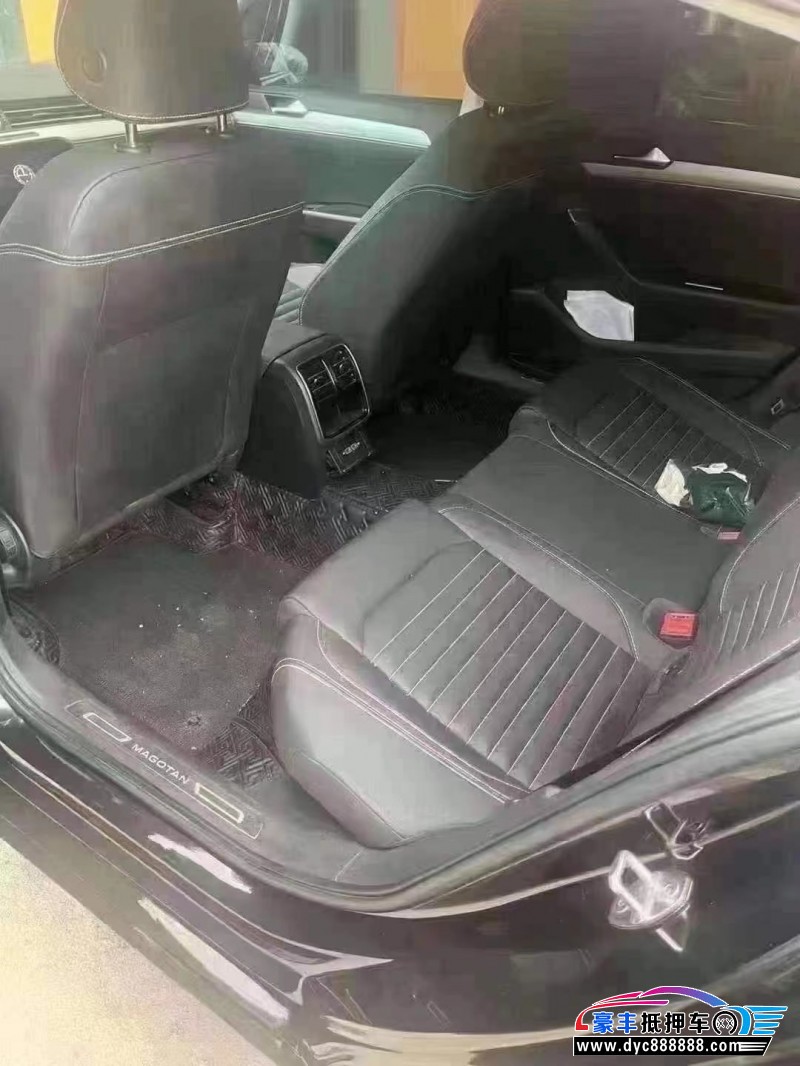 21年大众迈腾轿车抵押车出售