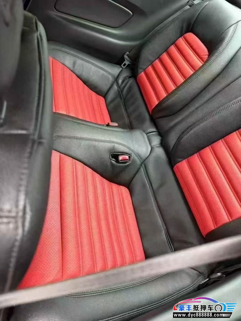 17年福特野马轿车抵押车出售