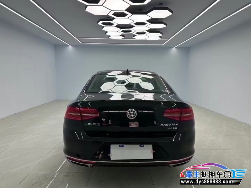 17年大众迈腾轿车抵押车出售