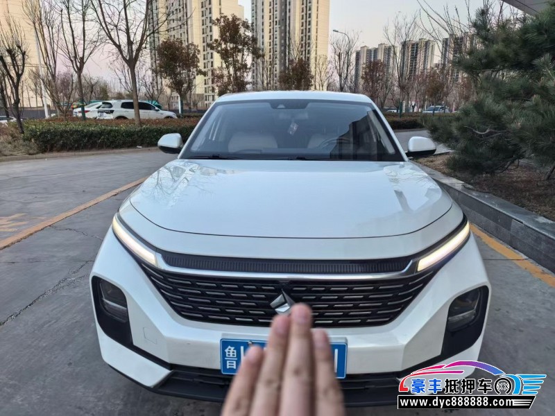 20年宝骏RC5轿车抵押车出售