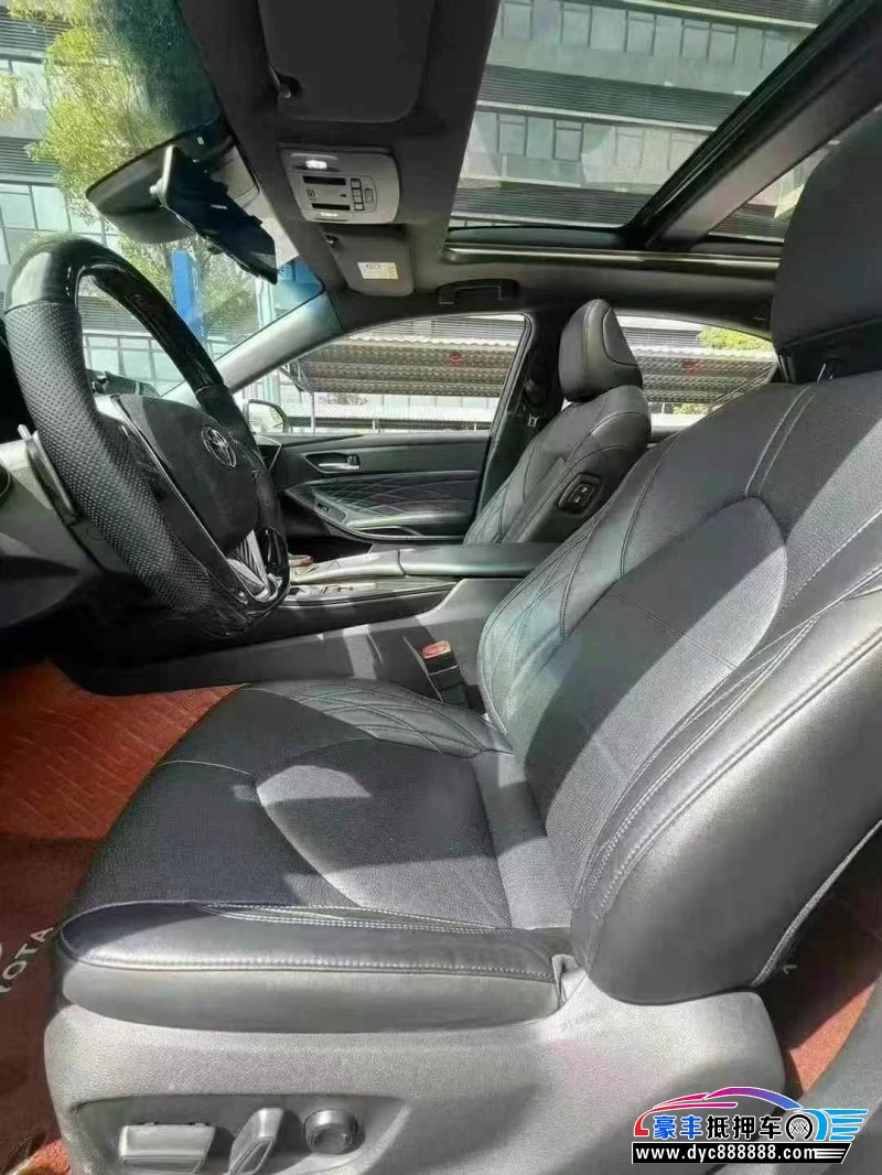 22年丰田亚洲龙轿车抵押车出售