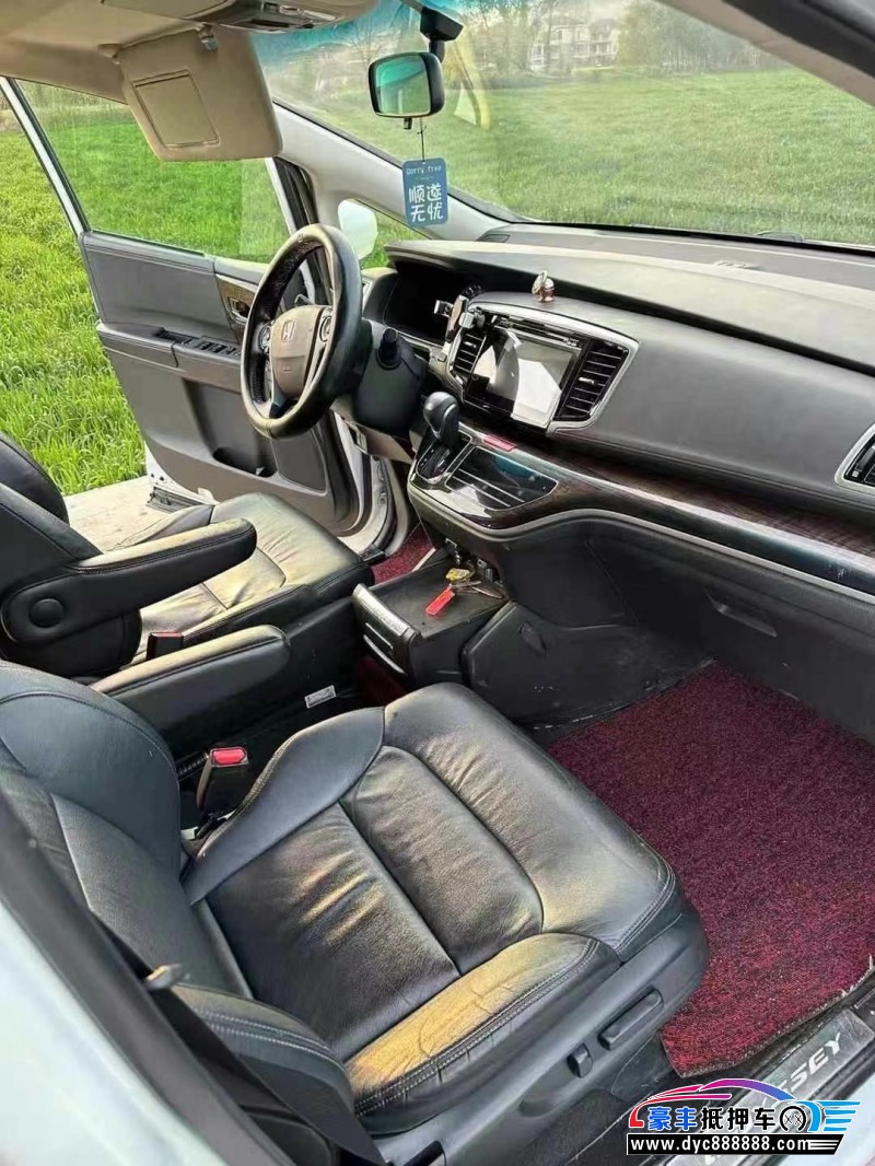 16年本田奥德赛轿车抵押车出售