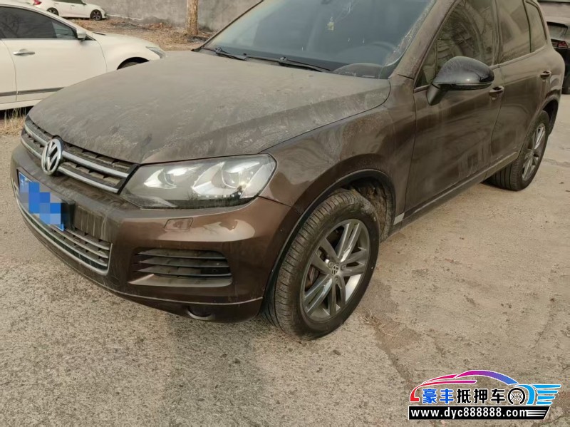 14年大众途锐SUV抵押车出售