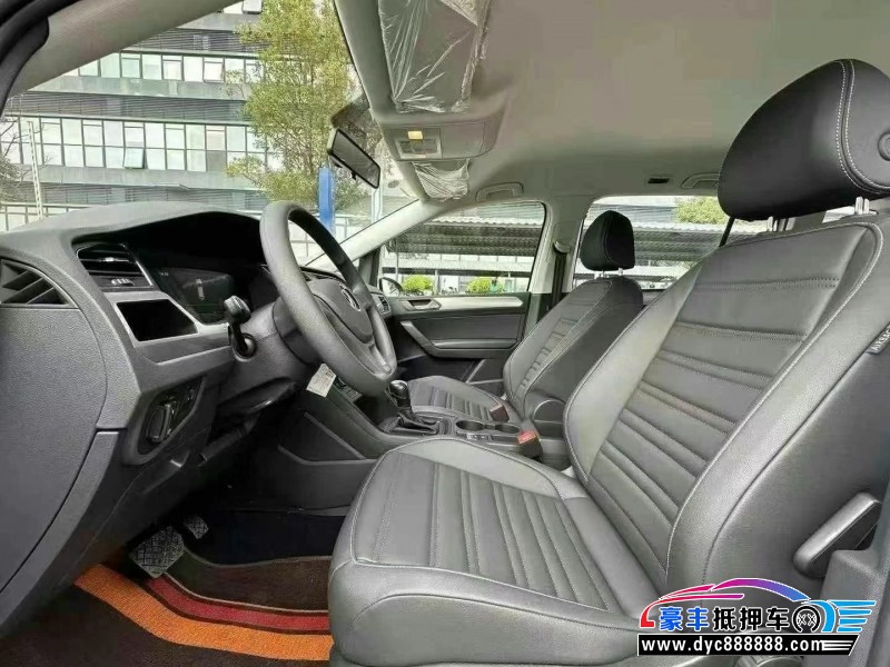 24年大众途安轿车抵押车出售