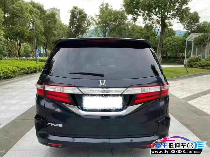 15年本田奥德赛轿车抵押车出售