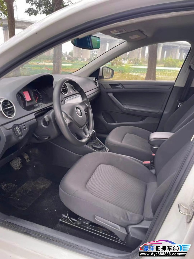 18年大众捷达轿车抵押车出售