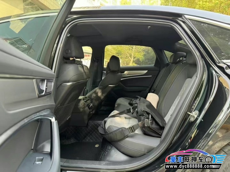 24年奥迪A6L轿车抵押车出售