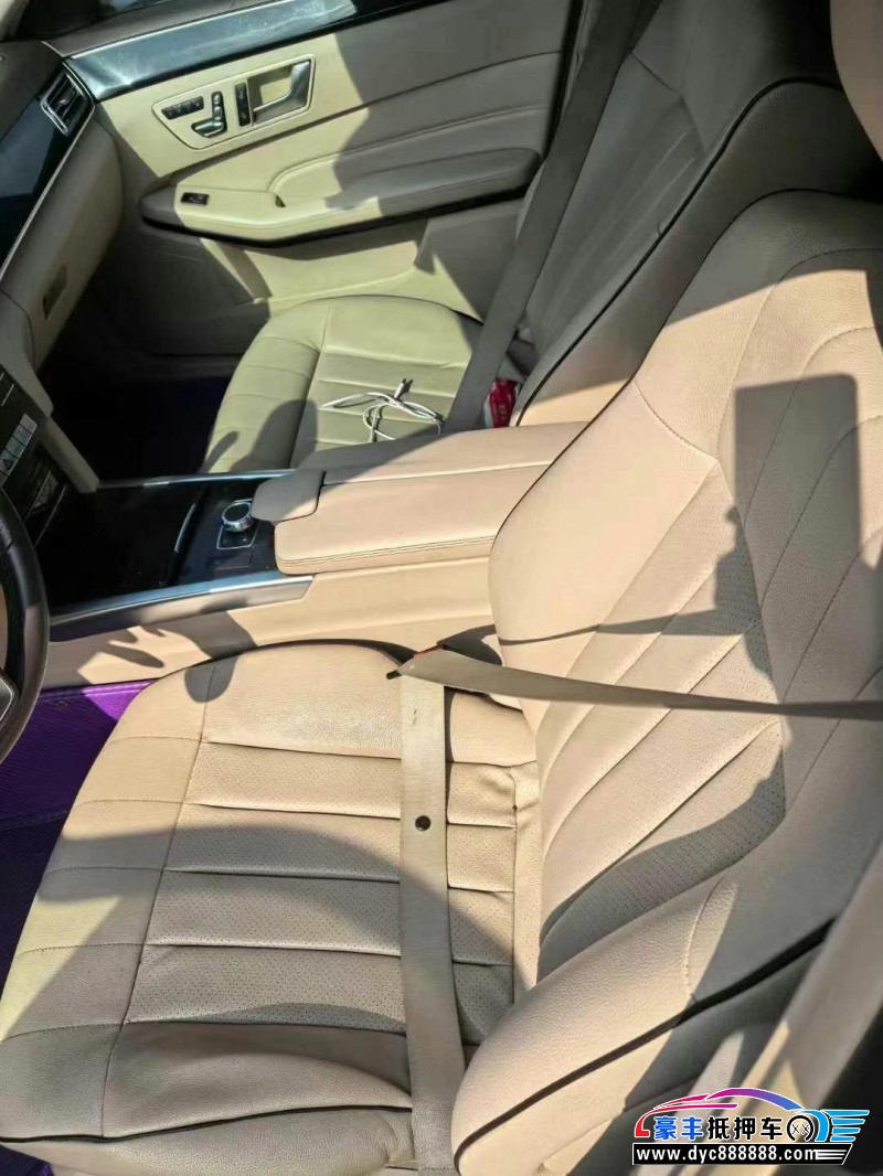 15年奔驰E轿车抵押车出售