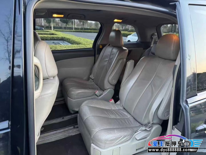 08年丰田普瑞维亚轿车抵押车出售