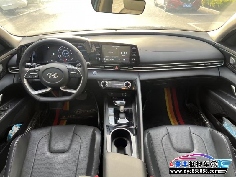 22年现代伊兰特轿车抵押车出售