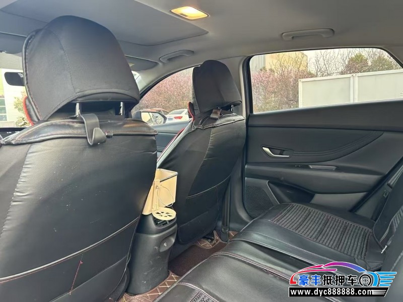 23年现代伊兰特轿车抵押车出售