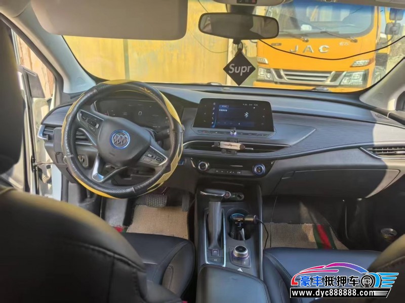 23年别克微蓝轿车抵押车出售