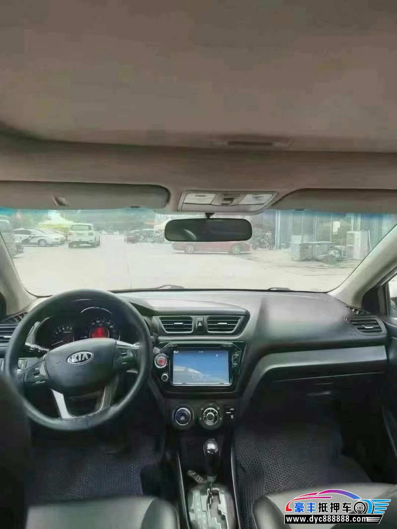 13年起亚K2轿车抵押车出售