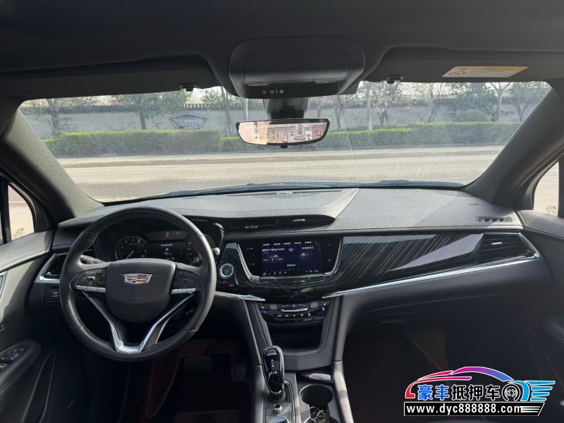 22年凯迪拉克xt6轿车抵押车出售