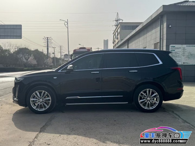 22年凯迪拉克xt6轿车抵押车出售