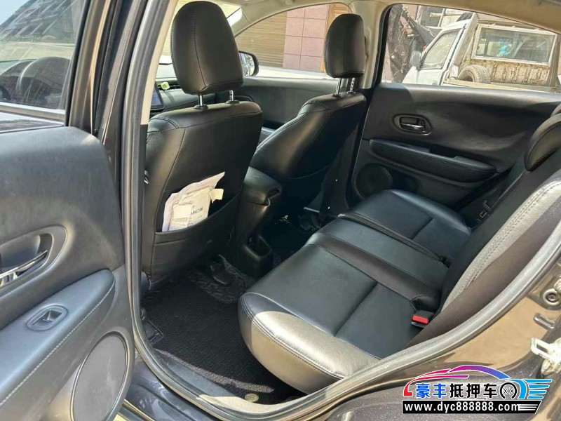 17年本田缤智轿车抵押车出售