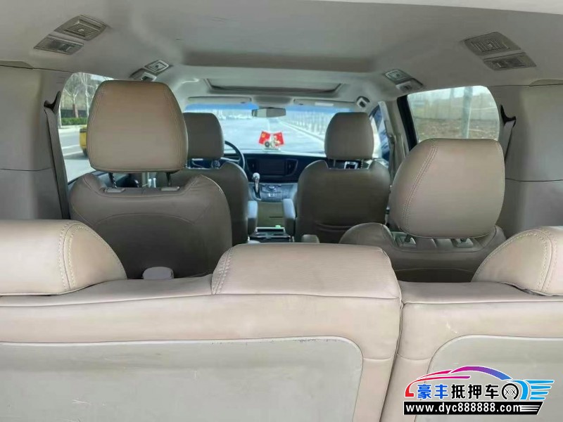 14年别克GL8轿车抵押车出售