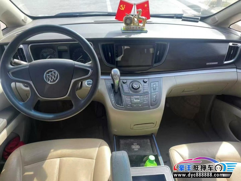 14年别克GL8轿车抵押车出售