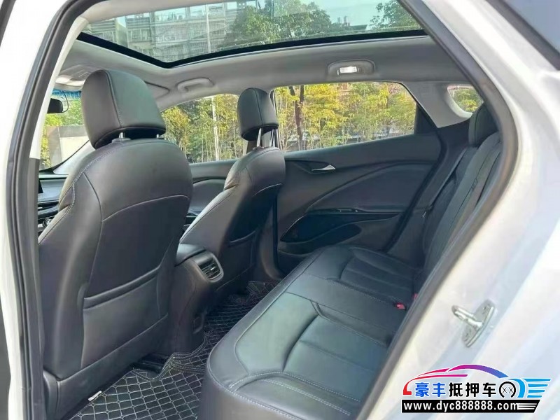 24年别克微蓝轿车抵押车出售