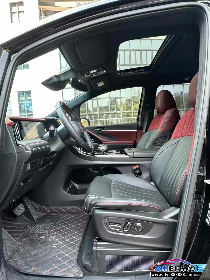 23年传祺M8轿车抵押车出售