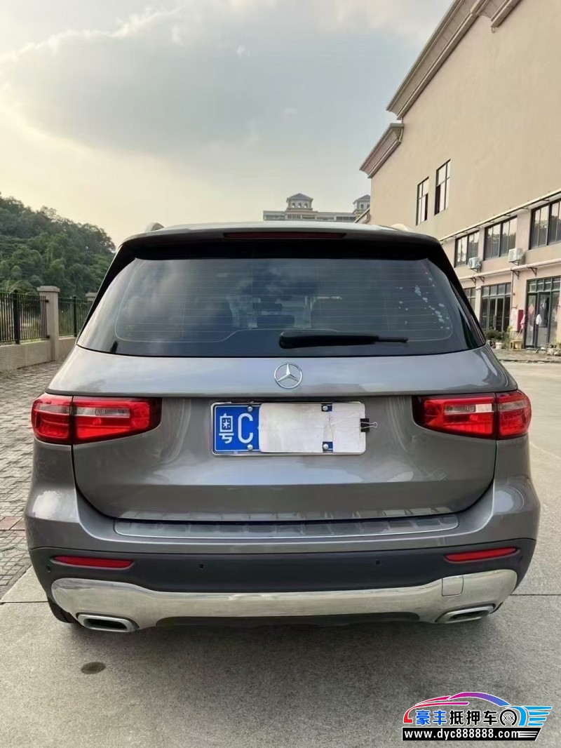 21年奔驰GLB轿车抵押车出售