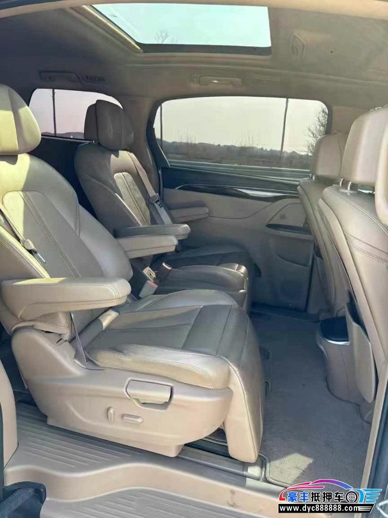 19年别克GL8轿车抵押车出售