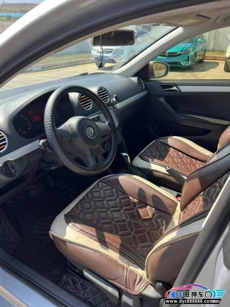 16年大众捷达轿车抵押车出售