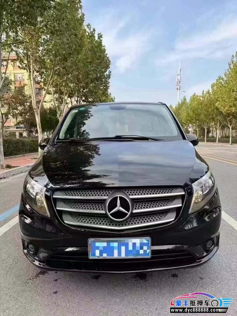 19年奔驰威霆轿车抵押车出售