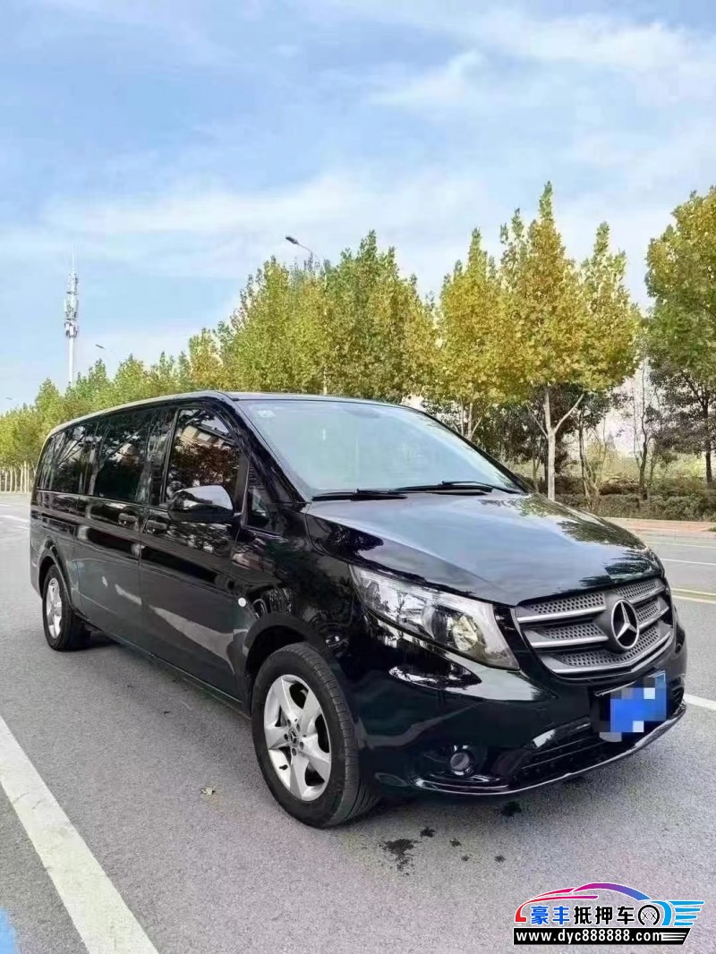 19年奔驰威霆轿车抵押车出售