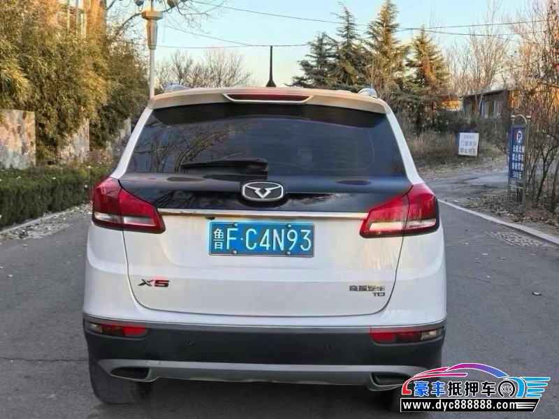 18年凯翼X5轿车抵押车出售