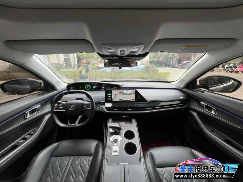 22年长安长安UNI轿车抵押车出售