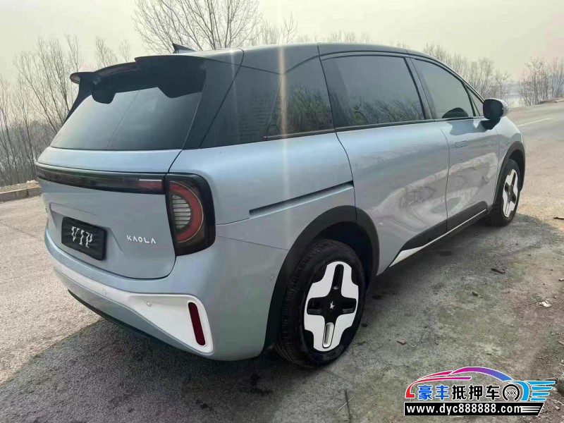 23年极狐考拉轿车抵押车出售