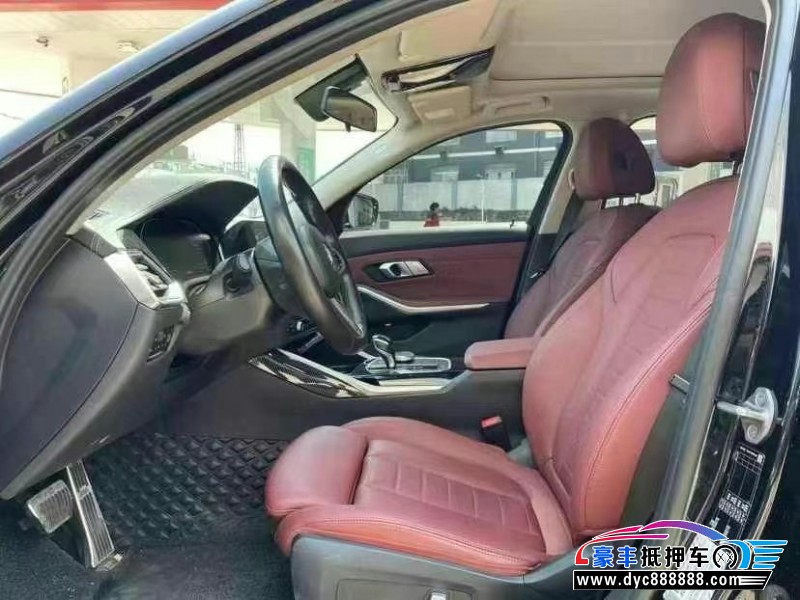 21年宝马3系轿车抵押车出售