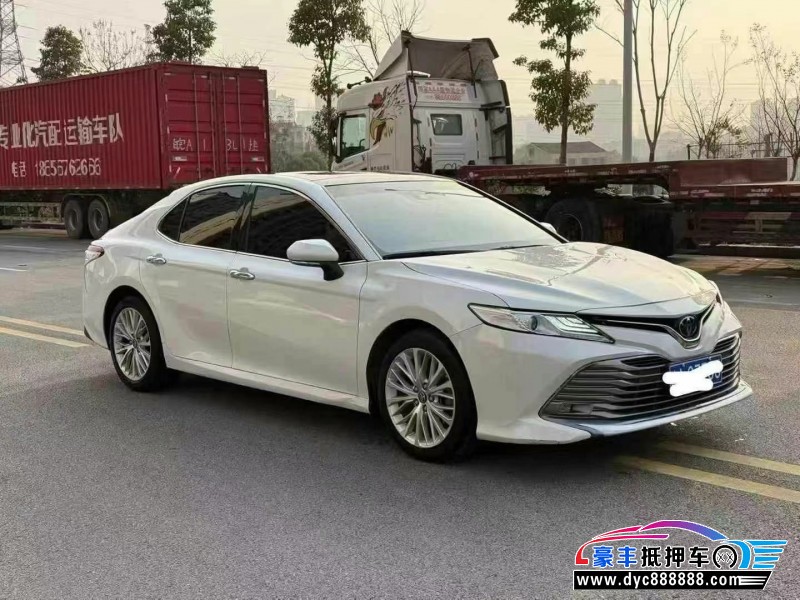 18年丰田凯美瑞轿车抵押车出售