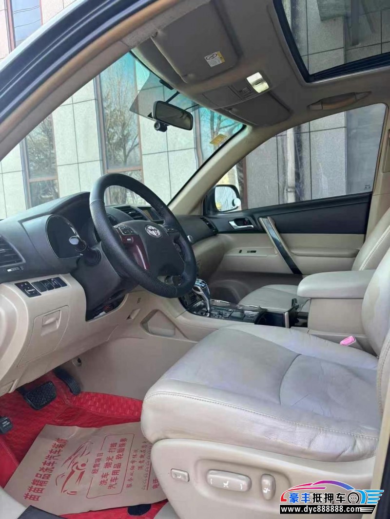 10年丰田汉兰达轿车抵押车出售