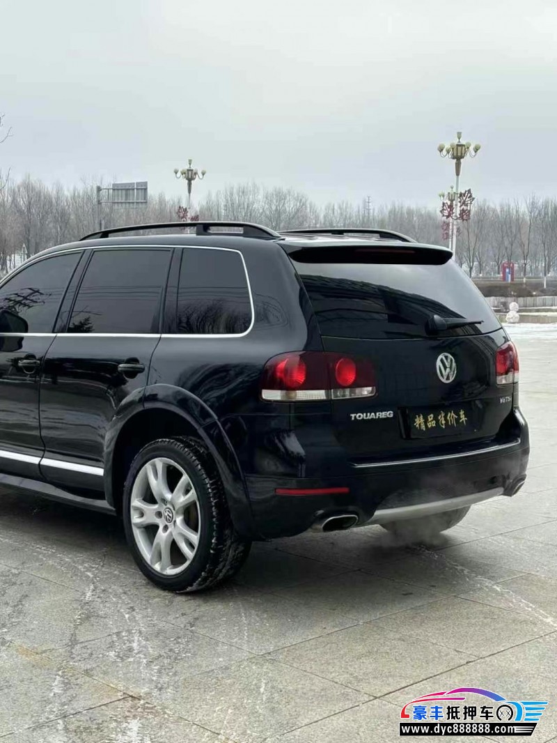 10年大众途锐轿车抵押车出售