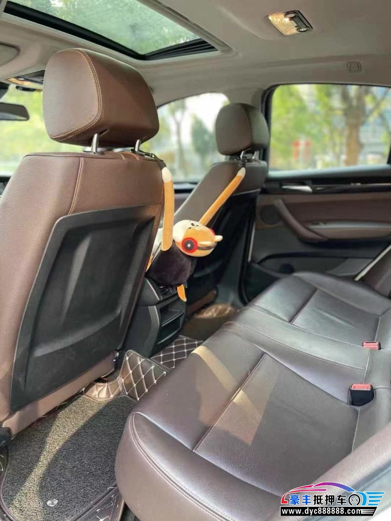 17年宝马X4轿车抵押车出售