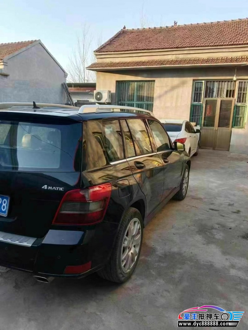 12年奔驰GLK轿车抵押车出售