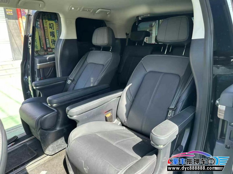 22年传祺M8轿车抵押车出售