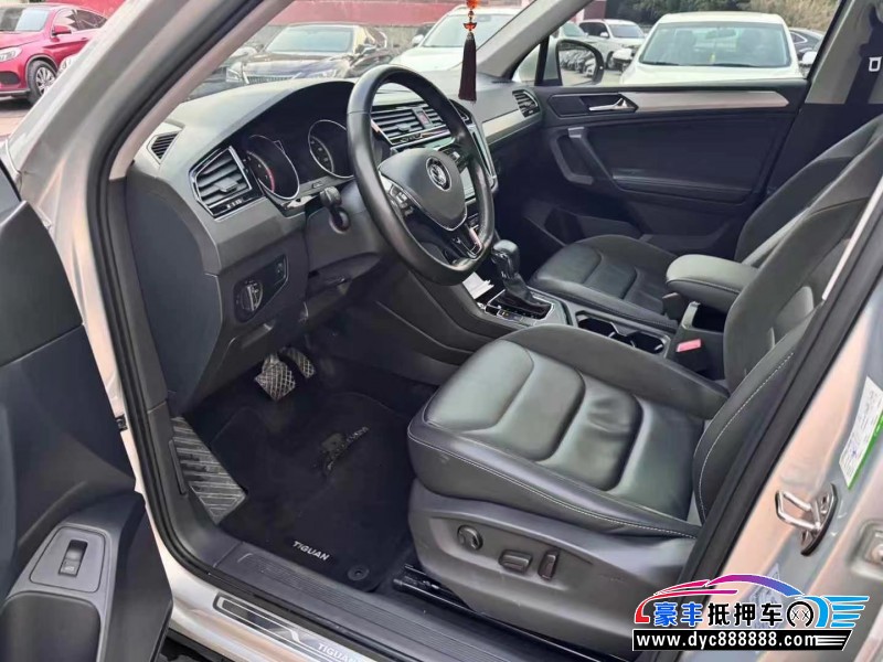 20年大众途观L轿车抵押车出售