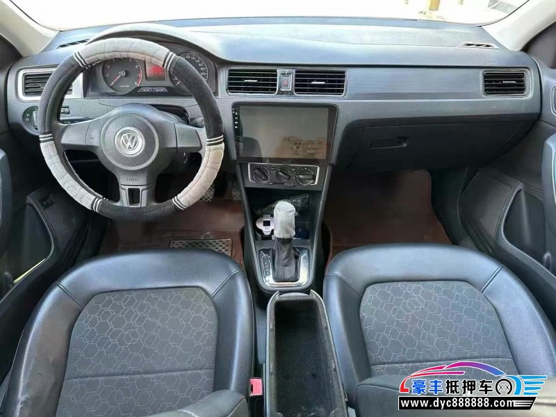 15年大众桑塔纳轿车抵押车出售