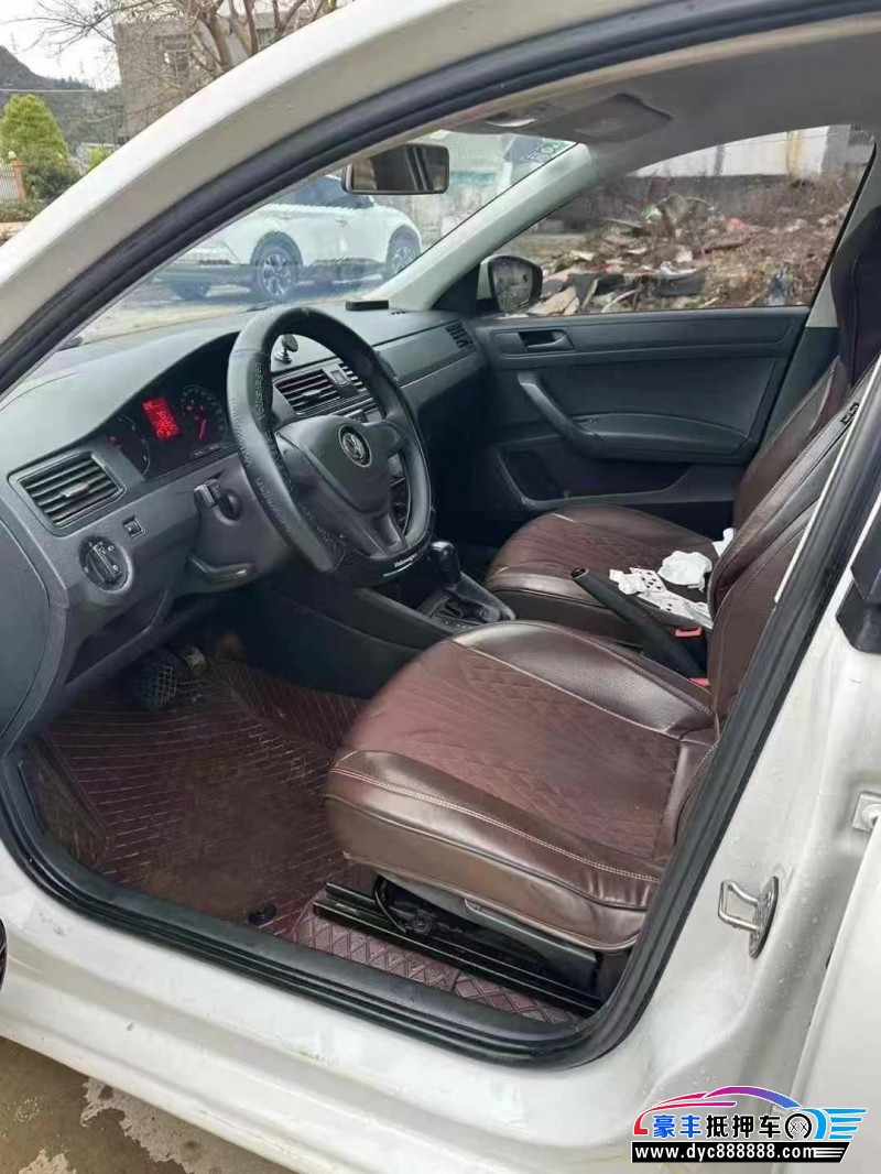 19年大众桑塔纳轿车抵押车出售