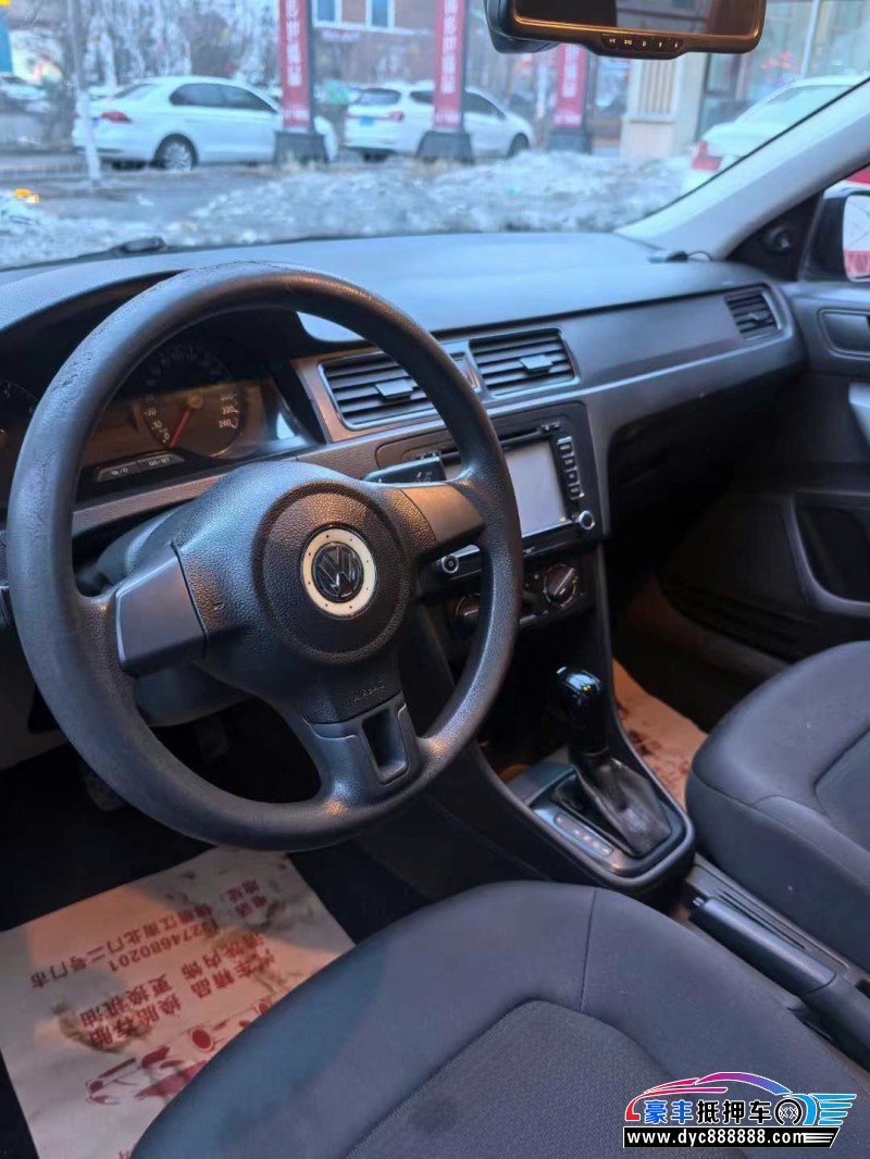 16年大众桑塔纳轿车抵押车出售