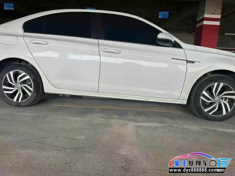 21年大众宝来轿车抵押车出售