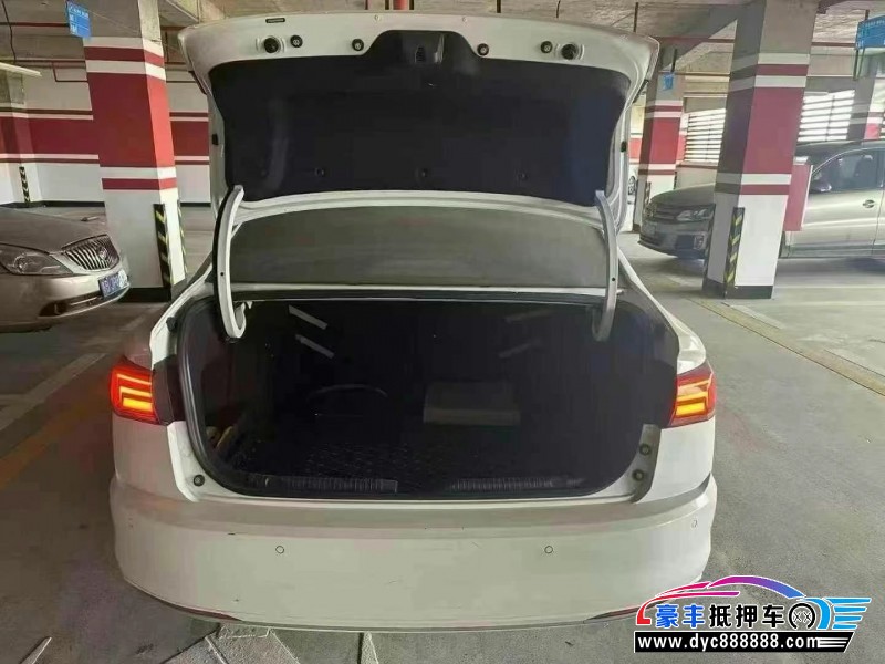 21年大众宝来轿车抵押车出售