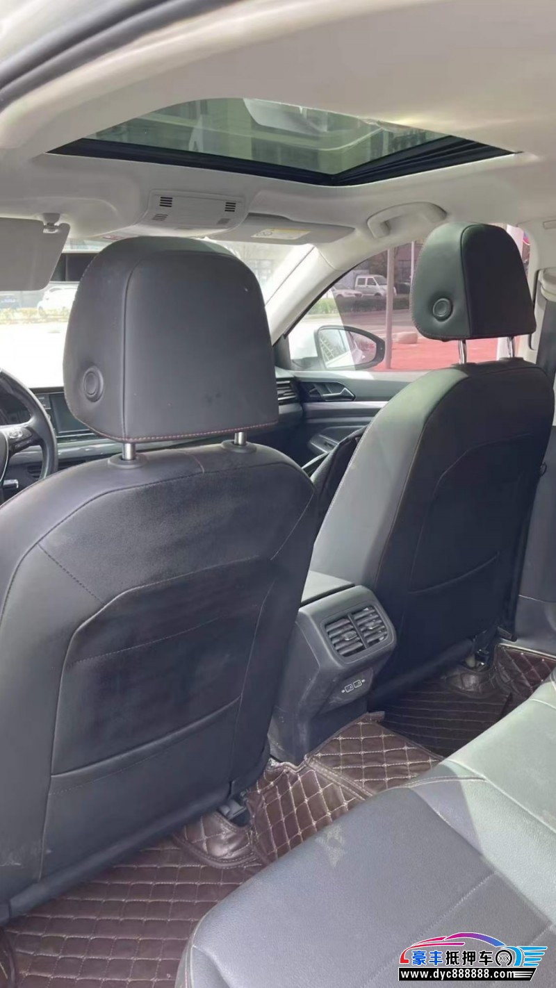 20年大众宝来轿车抵押车出售