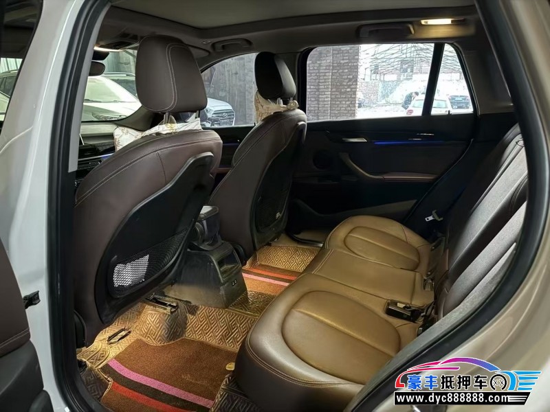 20年宝马X1轿车抵押车出售